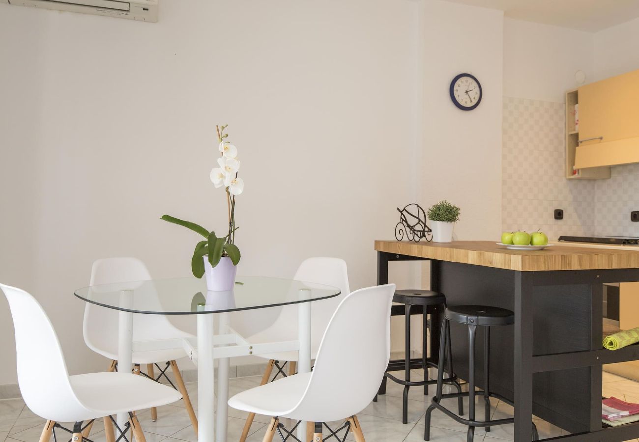 Ferienwohnung in Ripenda Kras - 1.Ripenda 2 Bedrooms