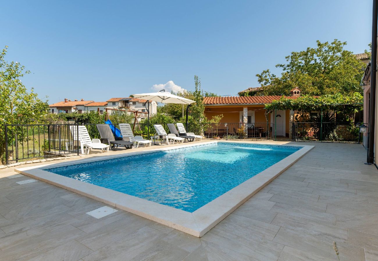 Ferienhaus in Nedešcina - Two Stone House Iva with pool