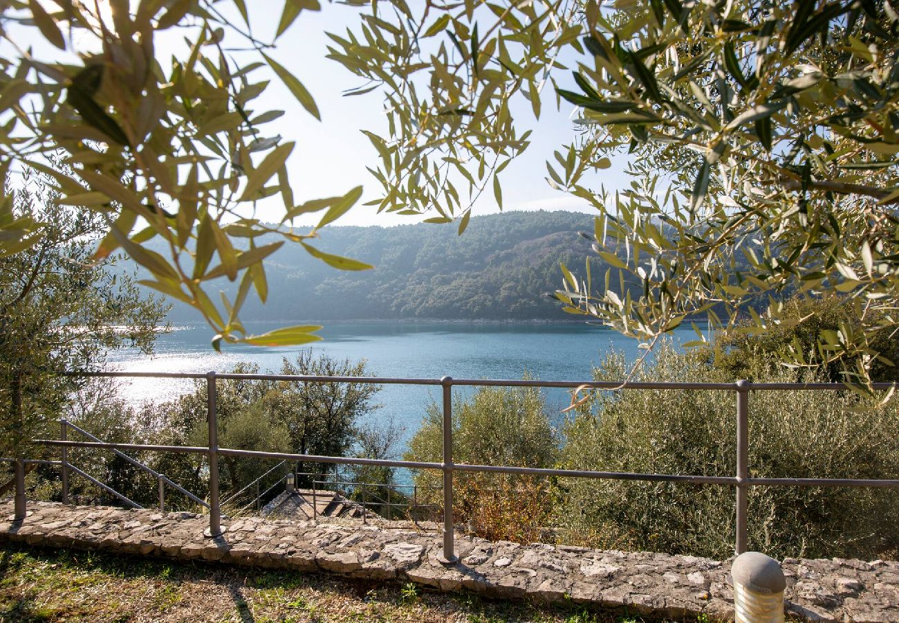 Ferienwohnung in Duga Luka - 211 Istra Sea Side 2Bedrooms & Sea View 211