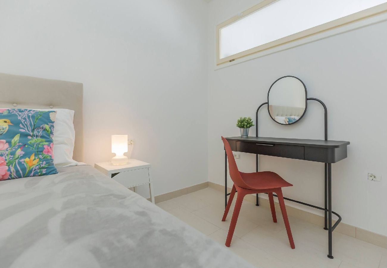 Ferienwohnung in Duga Luka - 211 Istra Sea Side 2Bedrooms & Sea View 211