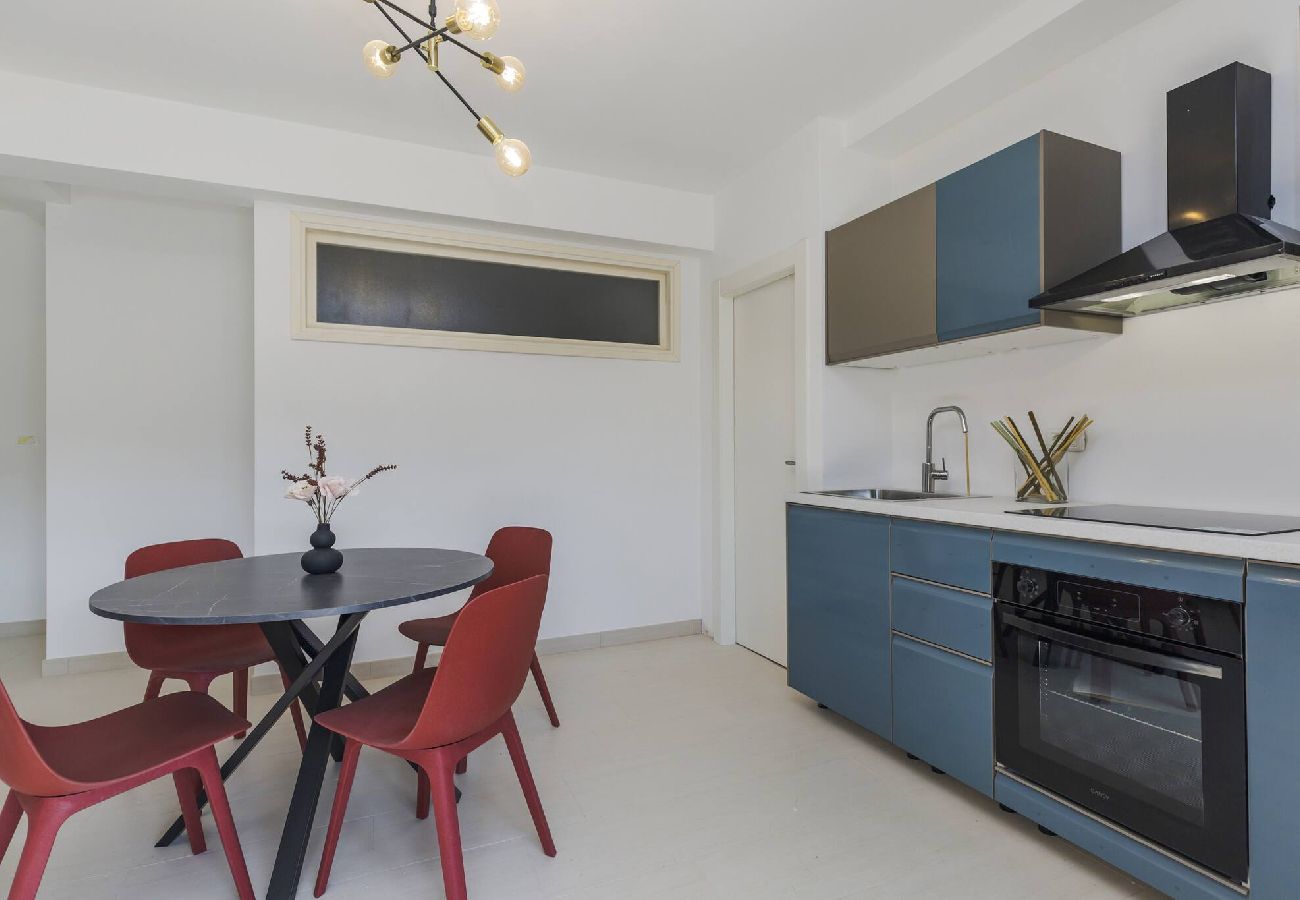 Ferienwohnung in Duga Luka - 211 Istra Sea Side 2Bedrooms & Sea View 211