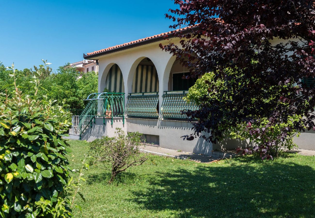 Ferienhaus in Labin - Holiday House Olive Grove with pool and garden