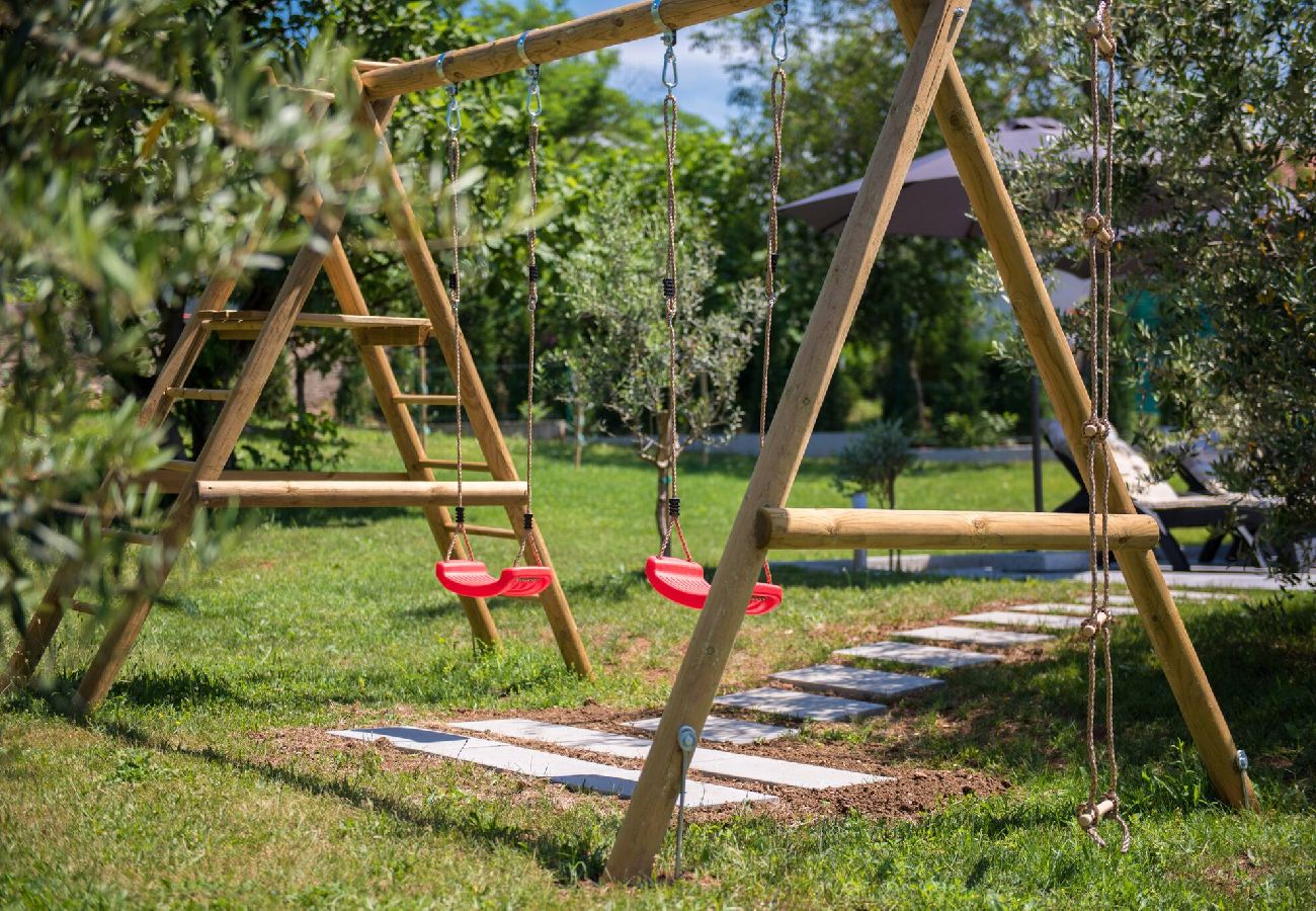 Ferienhaus in Labin - Holiday House Olive Grove with pool and garden