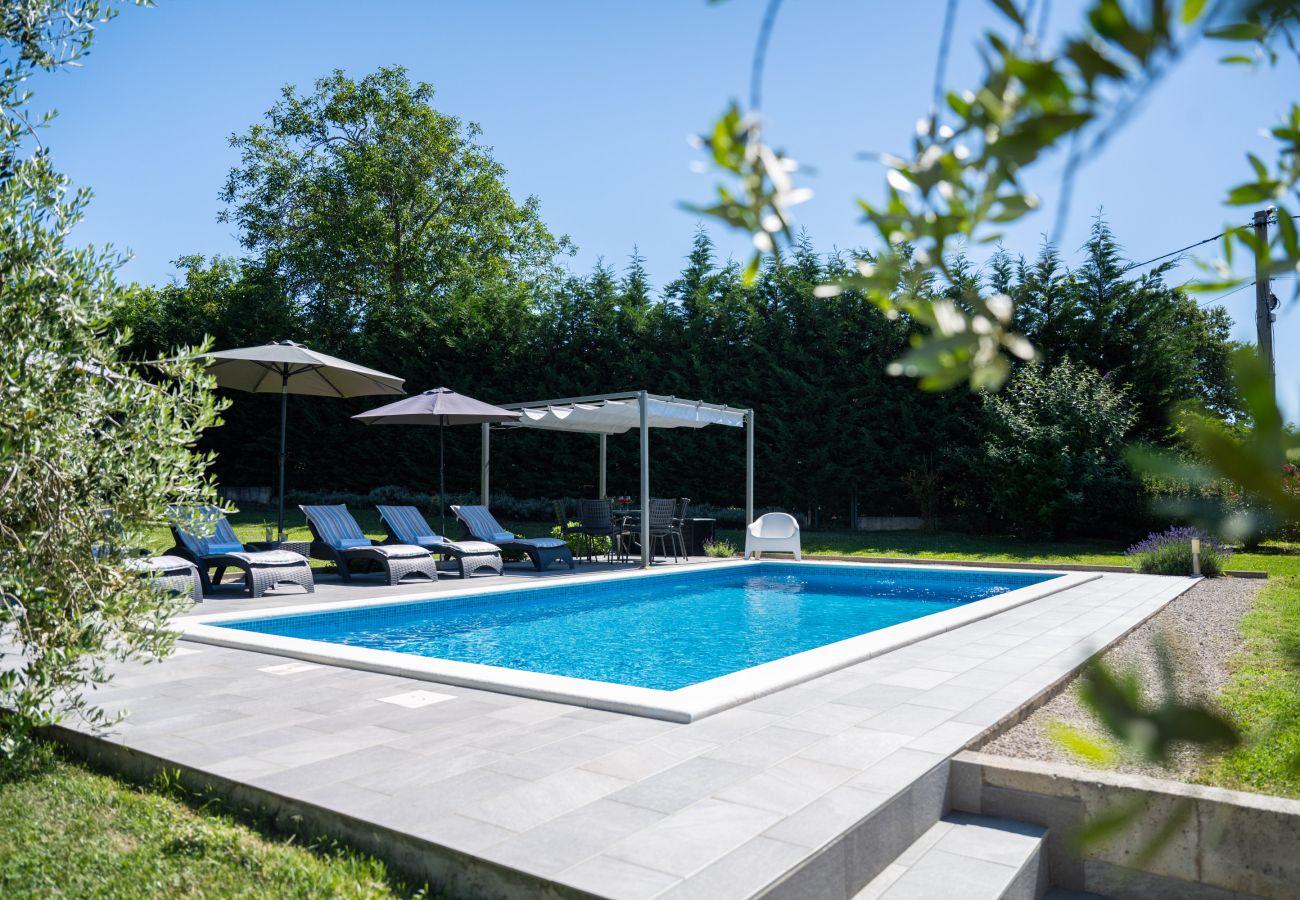 Ferienhaus in Labin - Holiday House Olive Grove with pool and garden