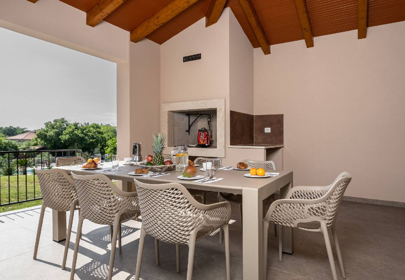 Villa in Labin - Casa Olé 4 Bedroom Villa & Pool