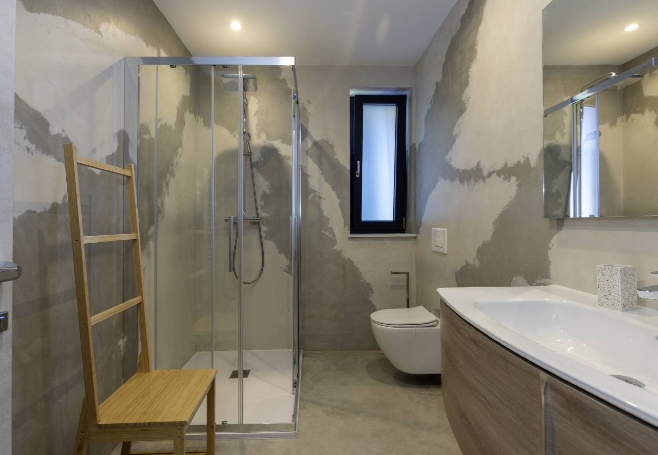 Villa in Brgod - Villa KM 5 bedrooms & pool